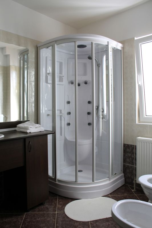 Shower with Sliding Doors